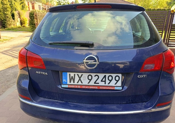 Opel Astra cena 22000 przebieg: 292000, rok produkcji 2013 z Kolbuszowa małe 16